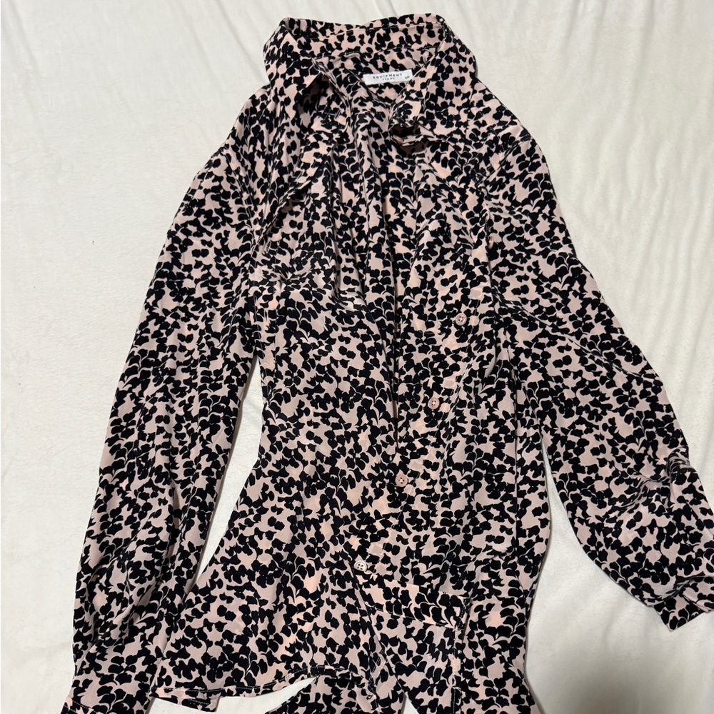 Equipment Blouse with Pink and Black Abstract Design